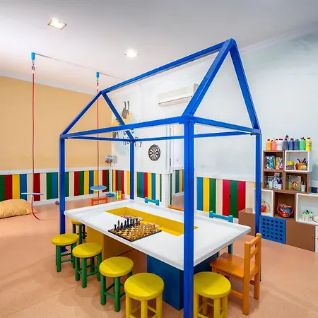 리조트 Telatiye 코나키