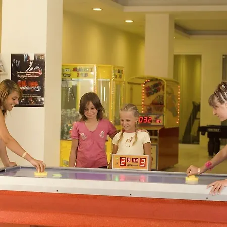 Telatiye 리조트 코나키